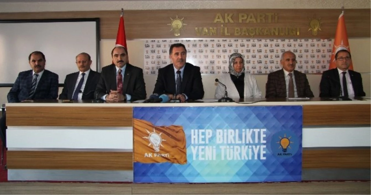 AK Parti Genel Merkez Teşkilat Başkan Yardımcısı Aydın Van\'da