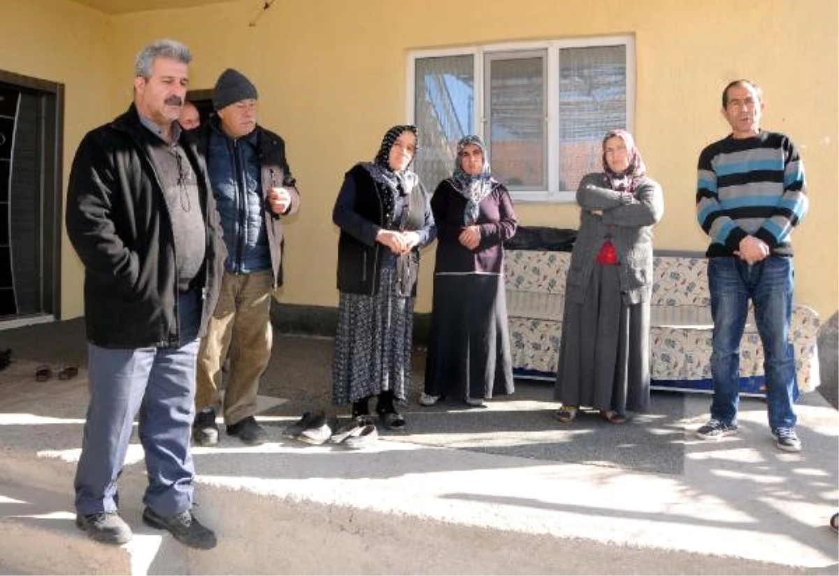 Almanya\'dan Tatile Gelen Sivaslı Mesut, Reina Saldırısında Öldü(2)