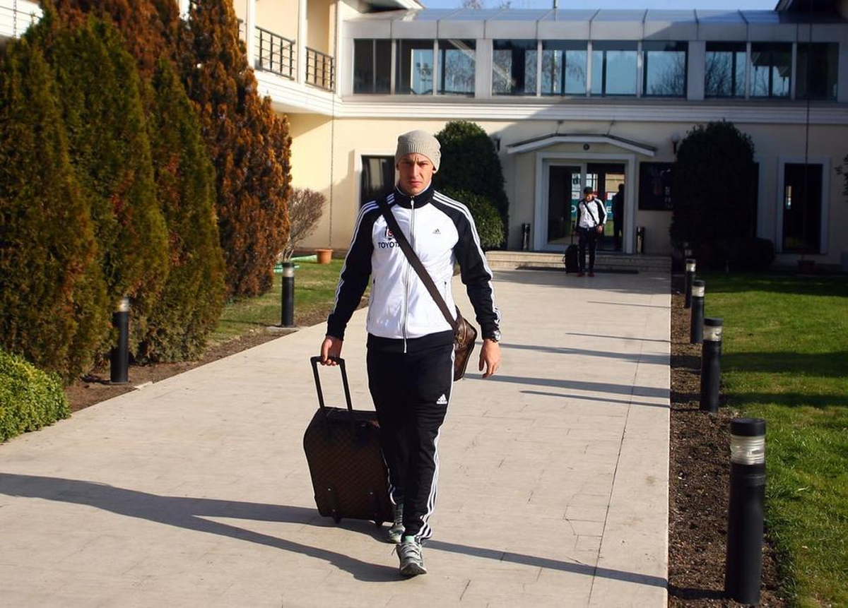Beşiktaş Kamp İçin Antalya\'ya Gitti