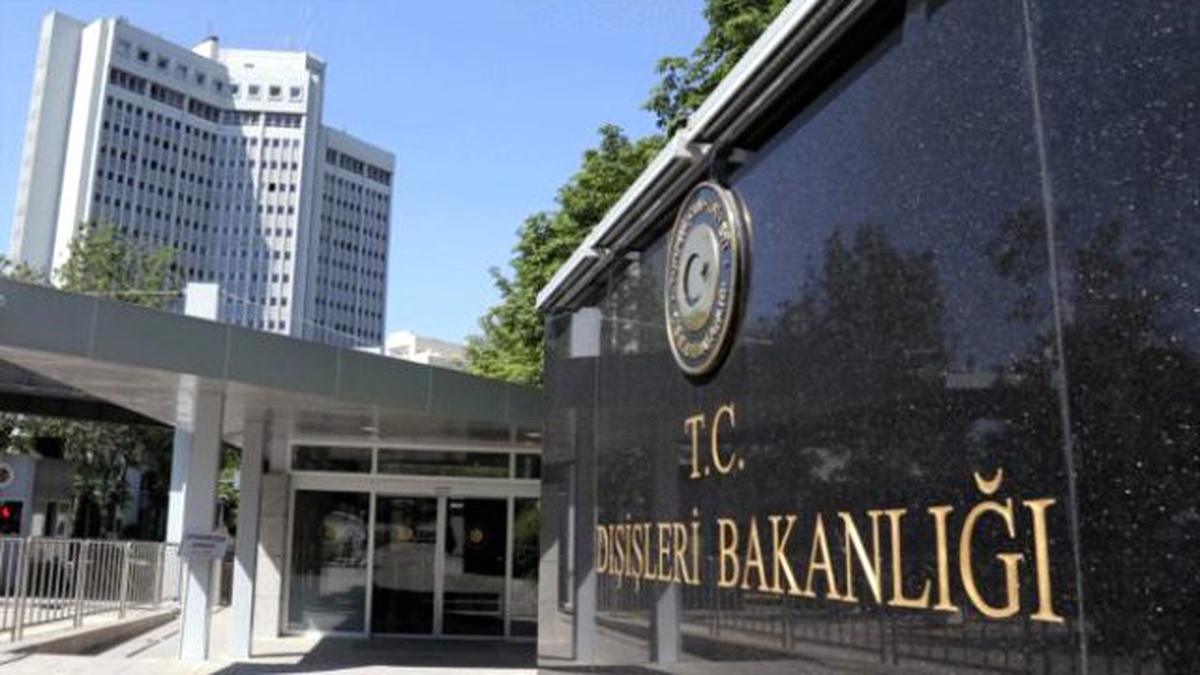 Dha Ankara - Dışişleri Bakanlığı Mogadişu Havalimanı\'ndaki Saldırıyı Kınadı