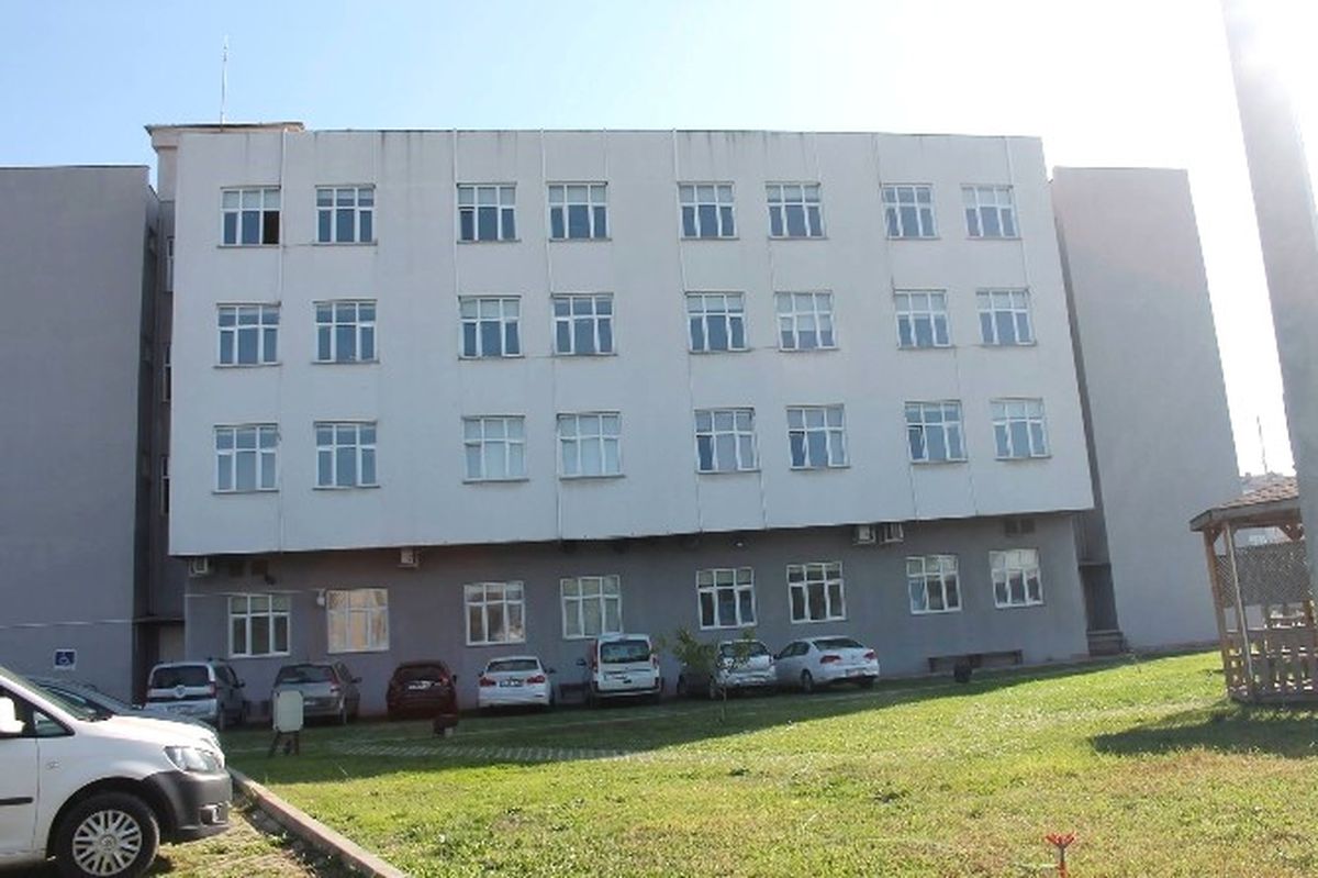 Fakülte Binası Emniyet Oluyor