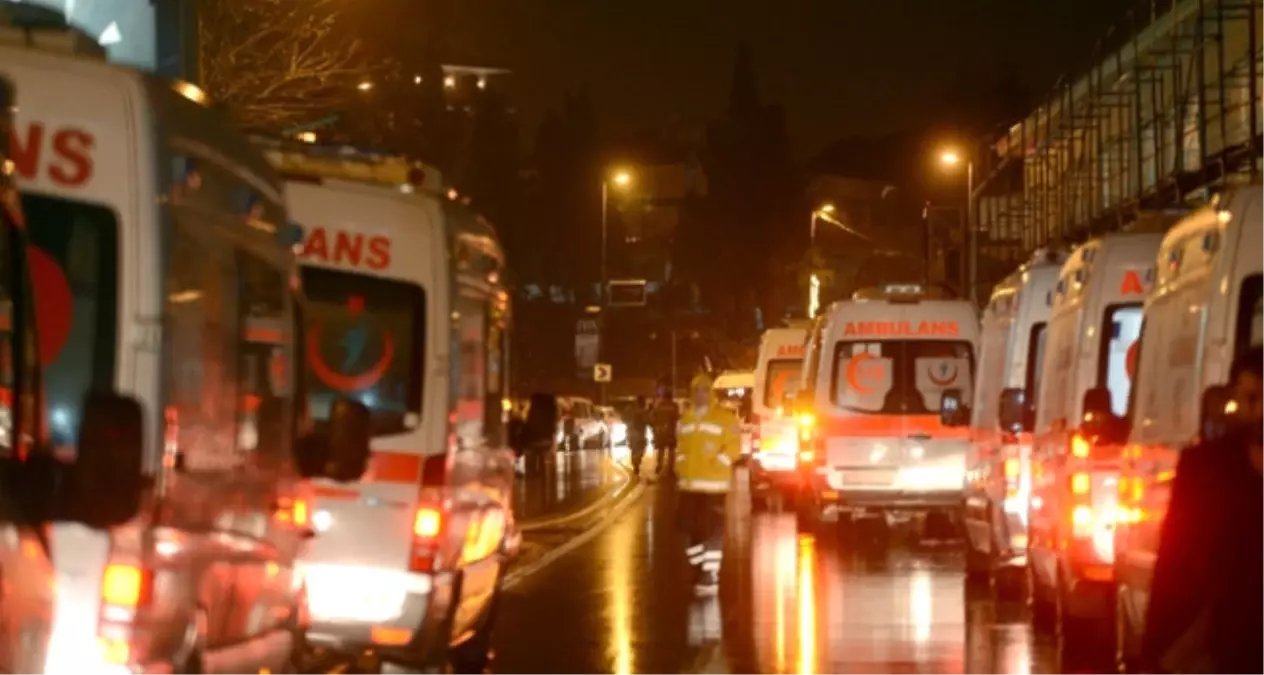 Katliamdan Sağ Kurtulmayı Başaranlar Eşyalarını Almaya Geldi