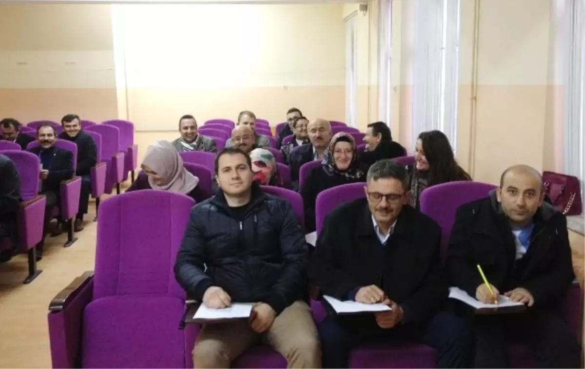 Öğretmenlere \'Meslek Etiği\' Kursu