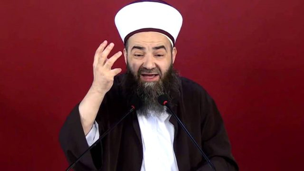 Satranç Federasyonu\'ndan "Cübbeli Ahmet Hoca" Açıklaması