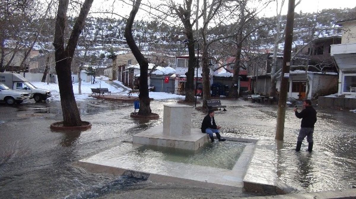 Silifkeli Çiftçiler İçin Kar, Beyaz Berekete Dönüştü