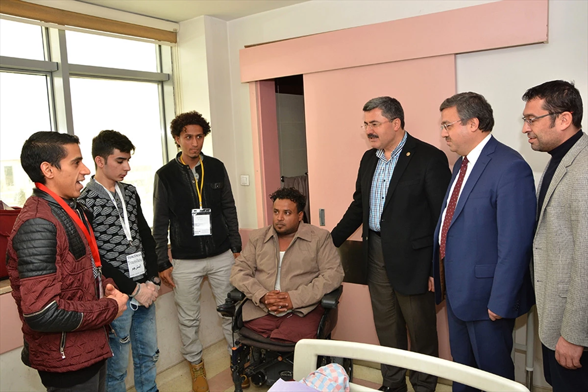 AK Parti\'den Yemenli Hastalara Ziyaret