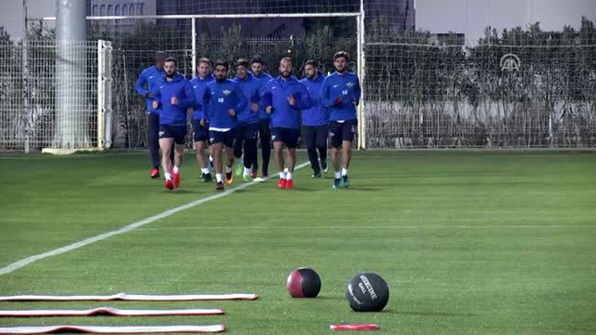 Akhisar Belediyespor\'un Antalya Kampı