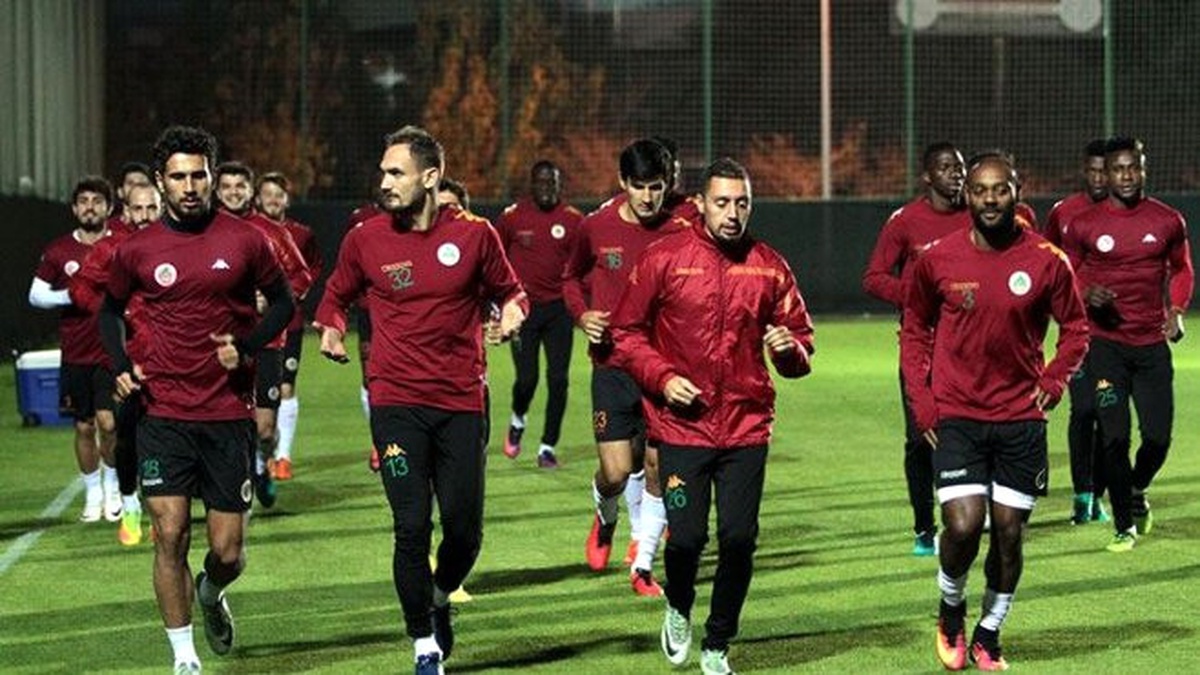 Aytemiz Alanyaspor İkinci Yarı Hazırlıklarına 11 Eksikle Başladı