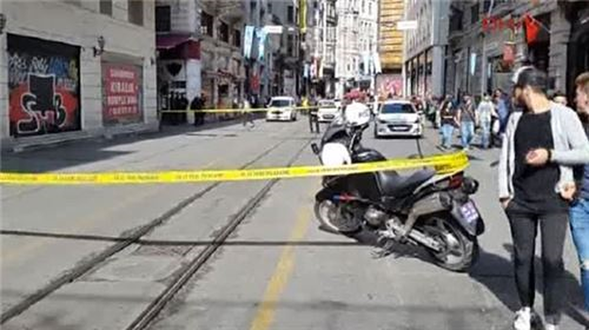 Beşiktaş\'taki Şüpheli Motosiklet Alarmı (2)