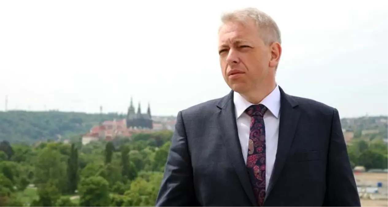 Çekya\'da Teröre Karşı Kişisel Silahlanmaya Yasal Düzenleme