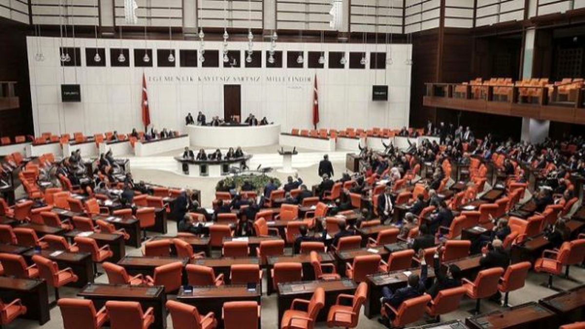 Dha Ankara - Ohal\'in 3 Ay Uzatılmasına İlişkin Başbakanlık Tezkeresi Meclis\'te