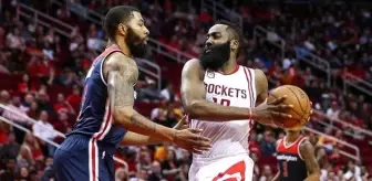 Harden, Rockets Tarihine Geçti