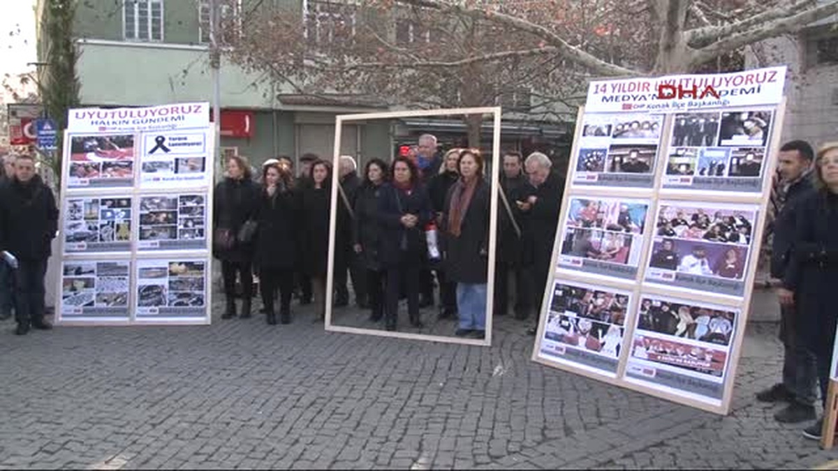 Izmir CHP\'den Medyaya ve Vatandaşlara Eleştiri