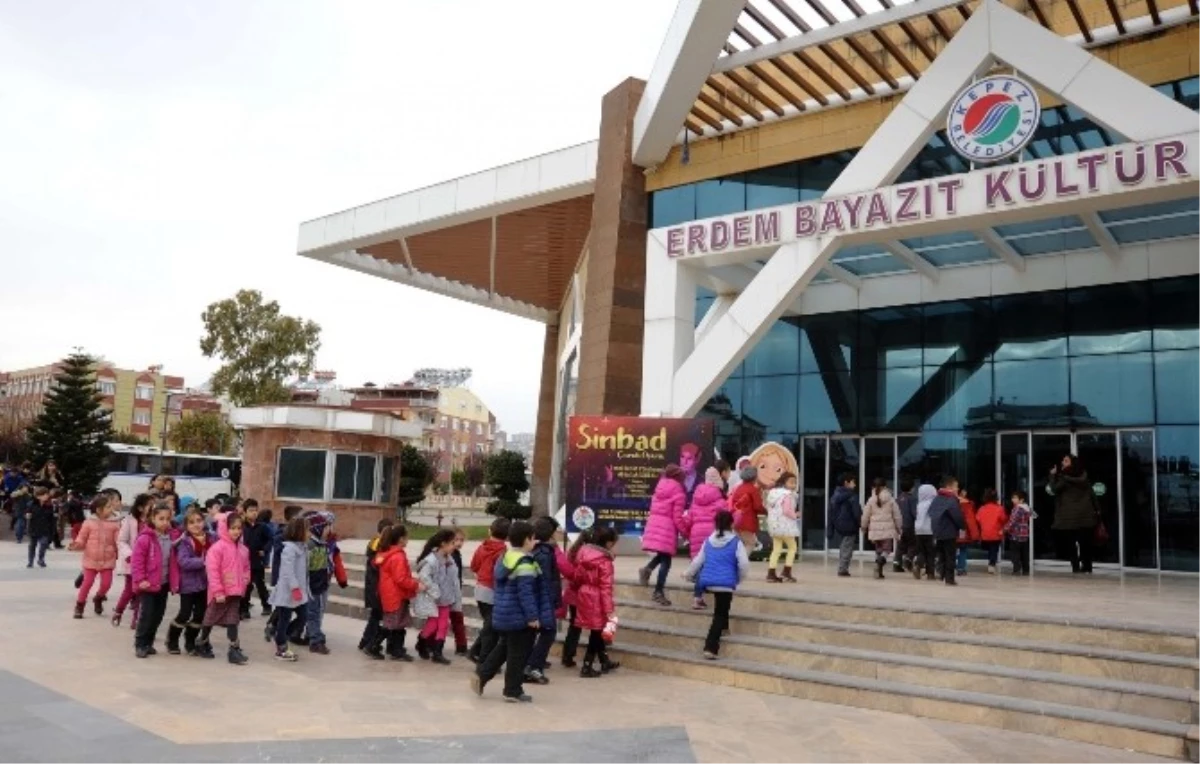 Kepez Belediyesi Çocukları Tiyatro ile Buluşturuyor