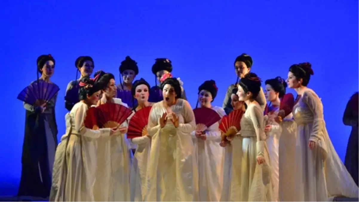 Madama Butterfly Yeniden İzmir\'de