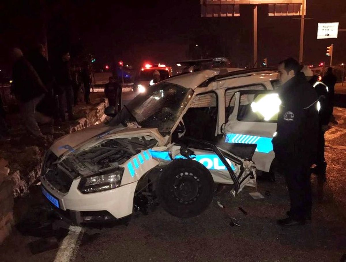 Nazilli\'de Polis Otosu Kaza Yaptı: 2 Şehit