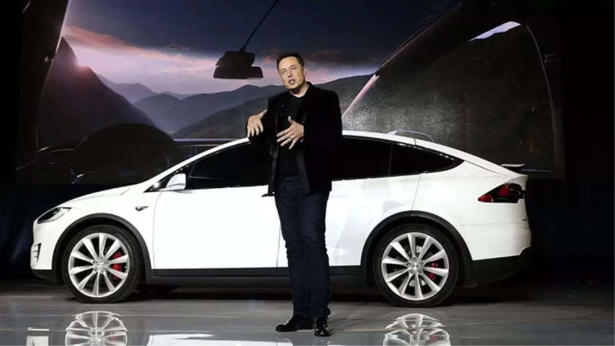 Tesla Model X\'e "Hızlanma" Davası!