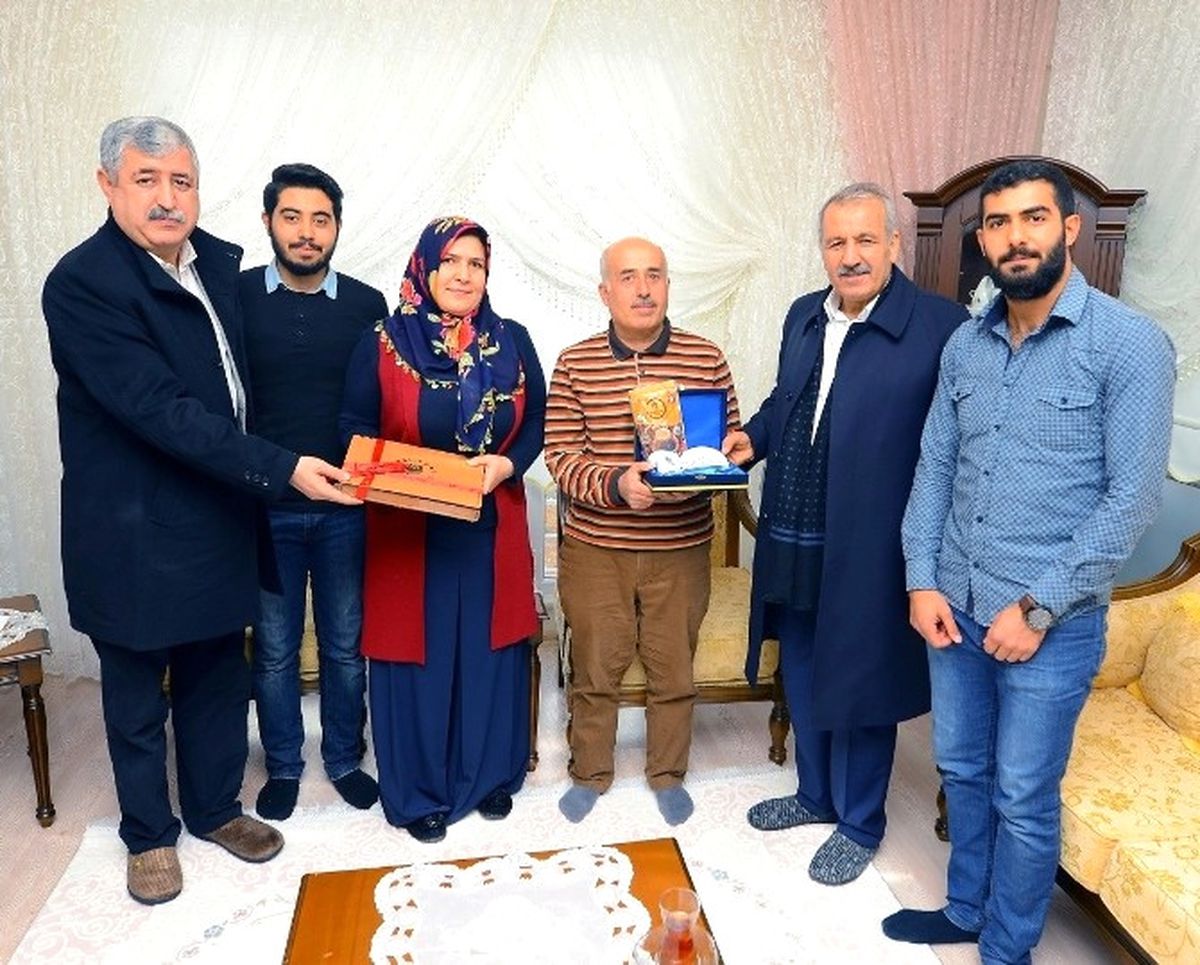 Yeşilyurt Gurbet Değil\' Projesiyle 500 Aile Ziyaret Edildi