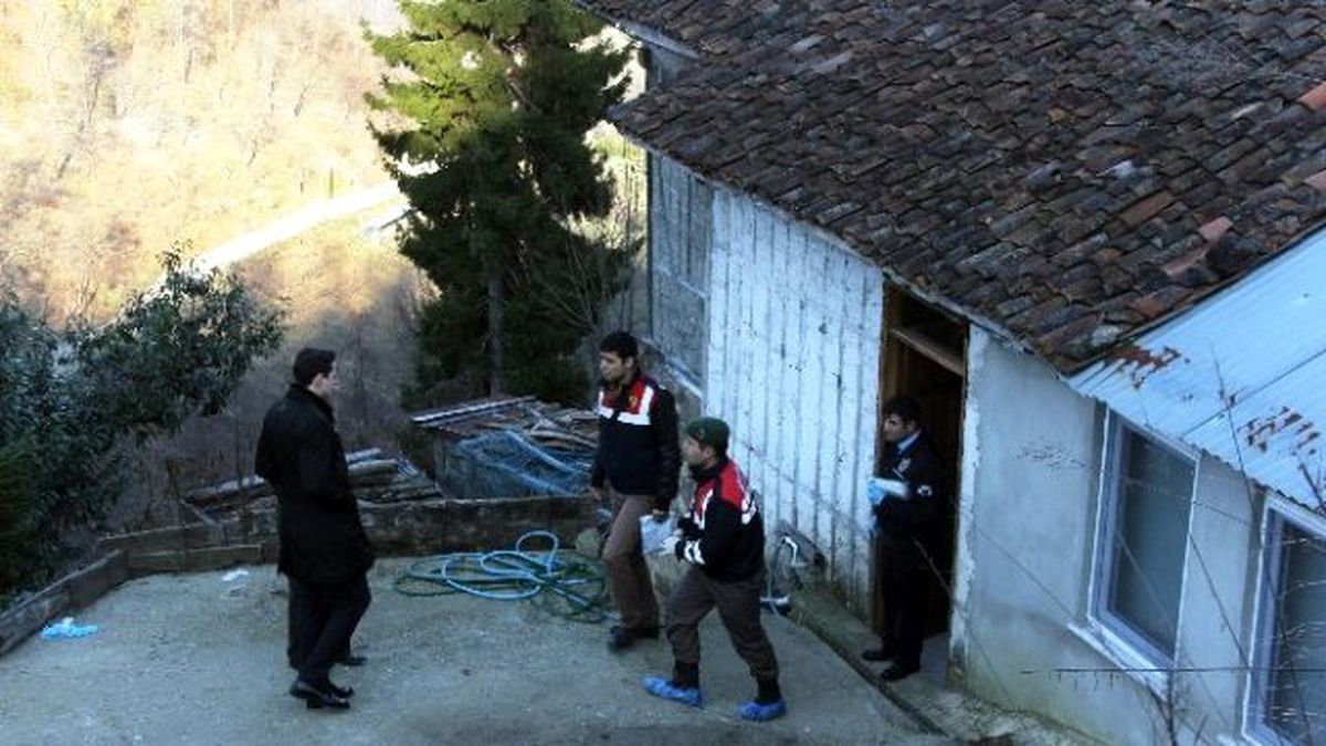 Trabzon\'da dehşet: Annesi ve 3 kardeşini tüfekle öldürdü