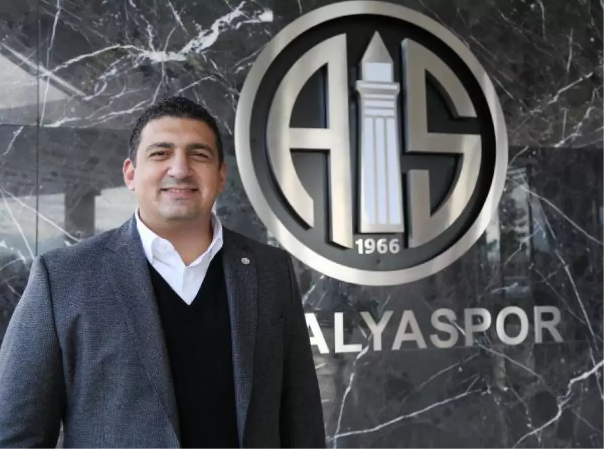 Antalyaspor Başkanı Öztürk: Eto\'o\'ya Resmi Teklif Yok