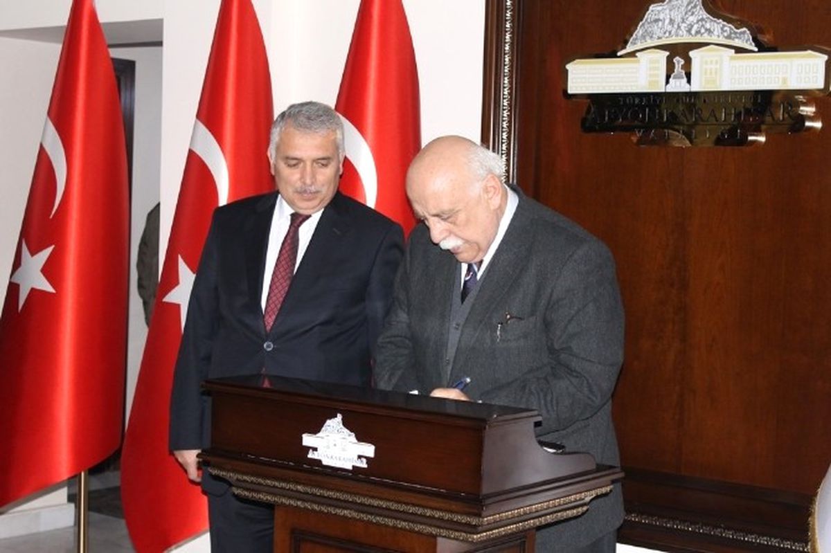 Bakan Avcı ve Bakan Eroğlu Afyonkarahisar Valiliğini Ziyaret Etti