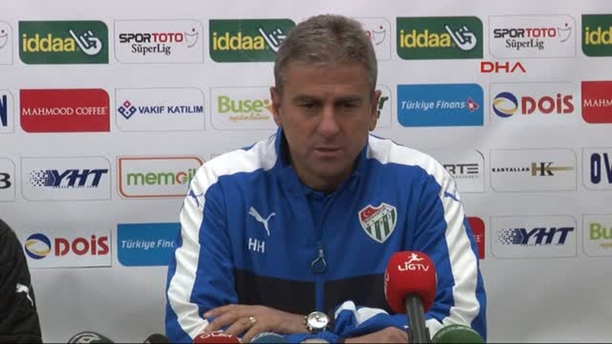 Bursaspor Teknik Direktörü Hamzaoğlu: 3 ya da 4 Oyuncu Transfer Edeceğiz