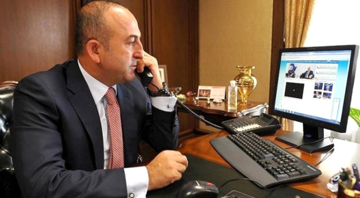Çavuşoğlu, Yunan Mevkidaşı Kocias ile Telefonda Görüştü