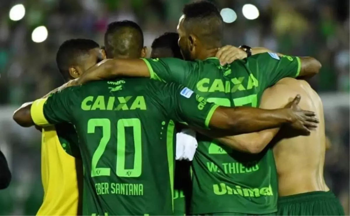 Chapecoense Sahalara Döndü