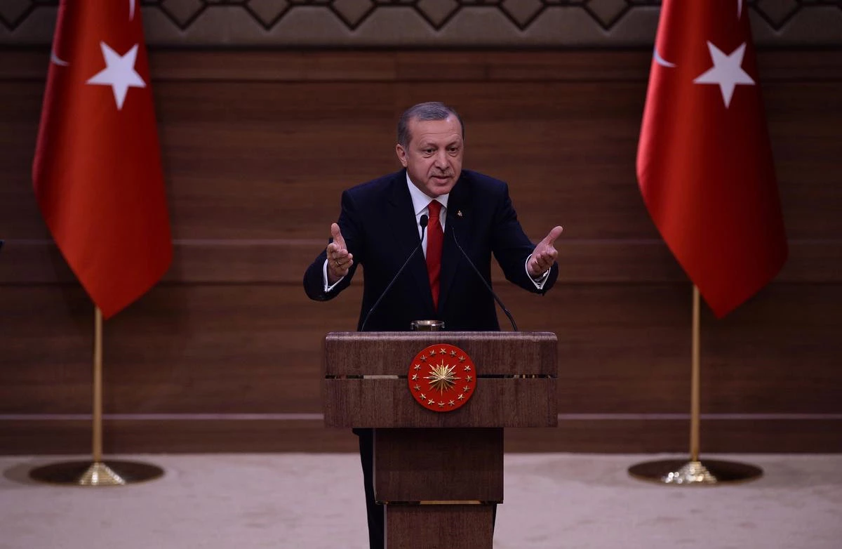 Erdoğan: Kasımpaşa\'da Yetişmiş Biri Olarak Ben Bile Yasal Hakların Dışına Çıkmadım