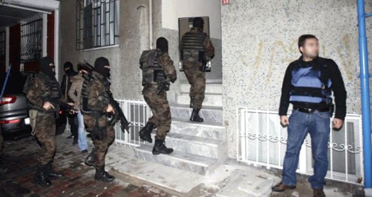 Fatih\'te Rehine Kurtarma Operasyonu