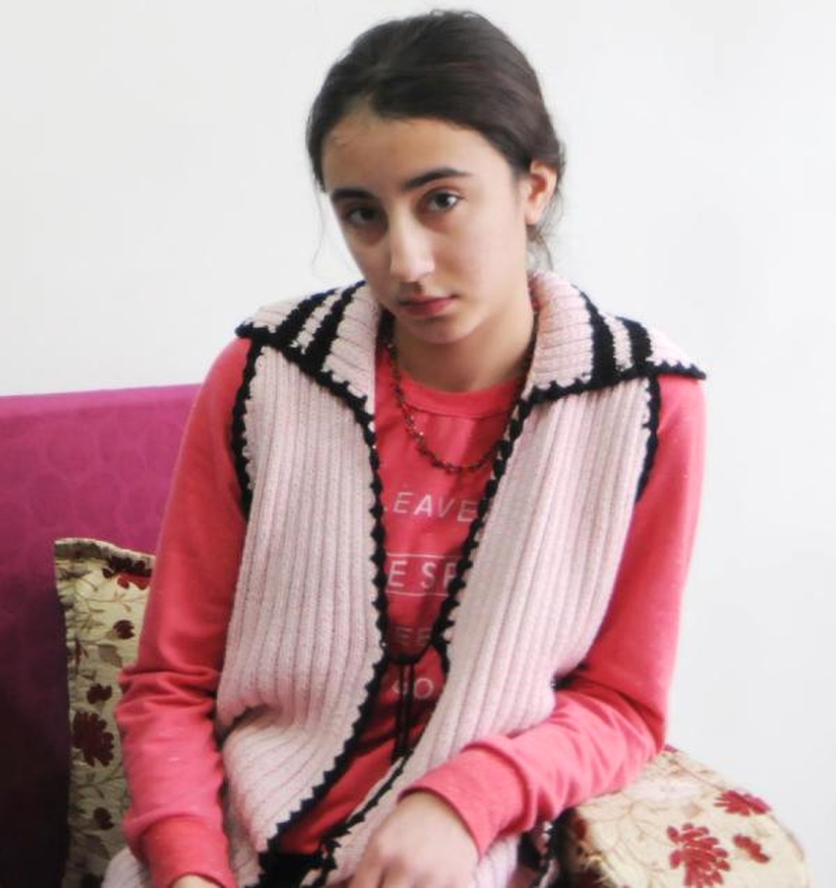Fatma, Kanser Hastası Annesine Bakmak İçin Okulu Bıraktı