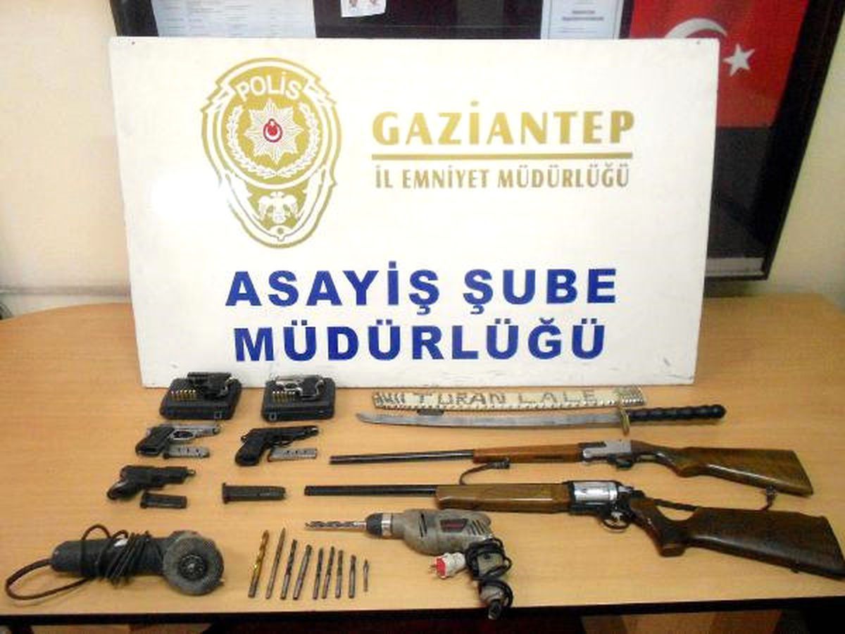 Gaziantep\'te Kasa Hırsızları Yakalandı