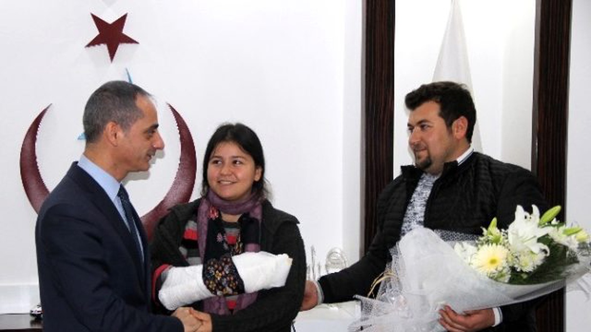 Kesilen 3 Parmağı 8 Saatlik Ameliyatla Dikildi