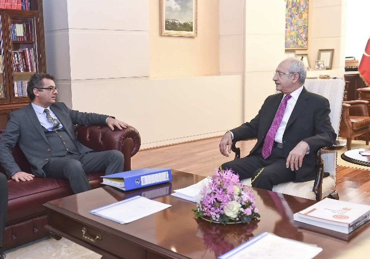 Kılıçdaroğlu, KKTC Cumhuriyetçi Türk Partisi Genel Başkanı Erhürman ile Görüştü