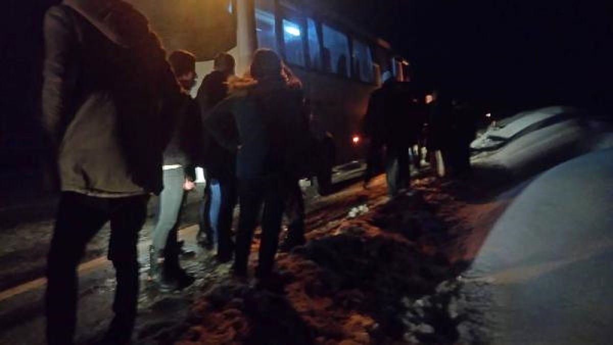 Midibüste, \'Çantamda Bomba Var\' Diyen Yolcu Gözaltına Alındı