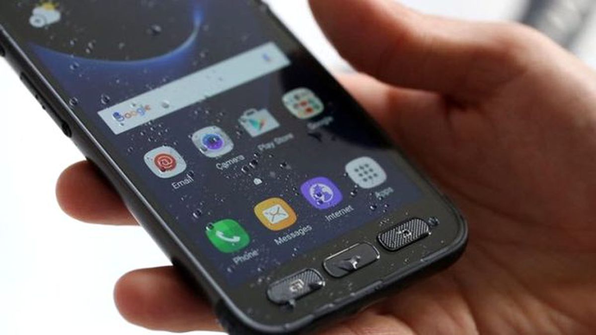 Nougat, Bir Galaxy S7\'ye Daha Geliyor!