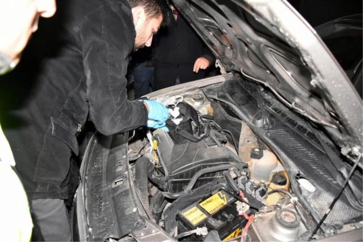 Otomobilin Motor Kısmında Eroin Ele Geçirildi