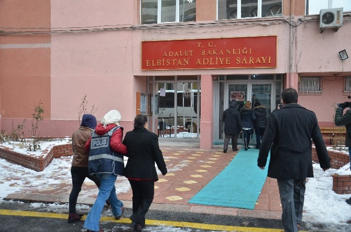 Pkk/kck\'dan Gözaltına Alınan 11 Kişi Adliyeye Sevk Edildi