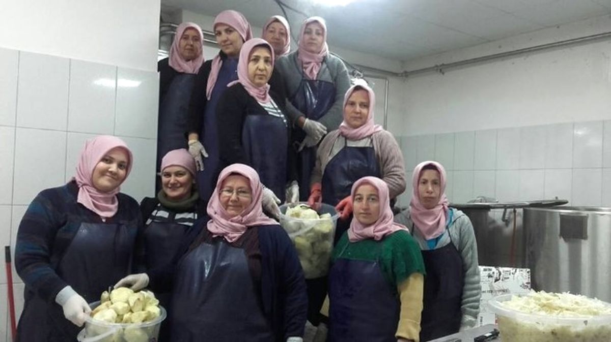 Polatlı\'nın İlk Pancar Pekmezi Üretildi