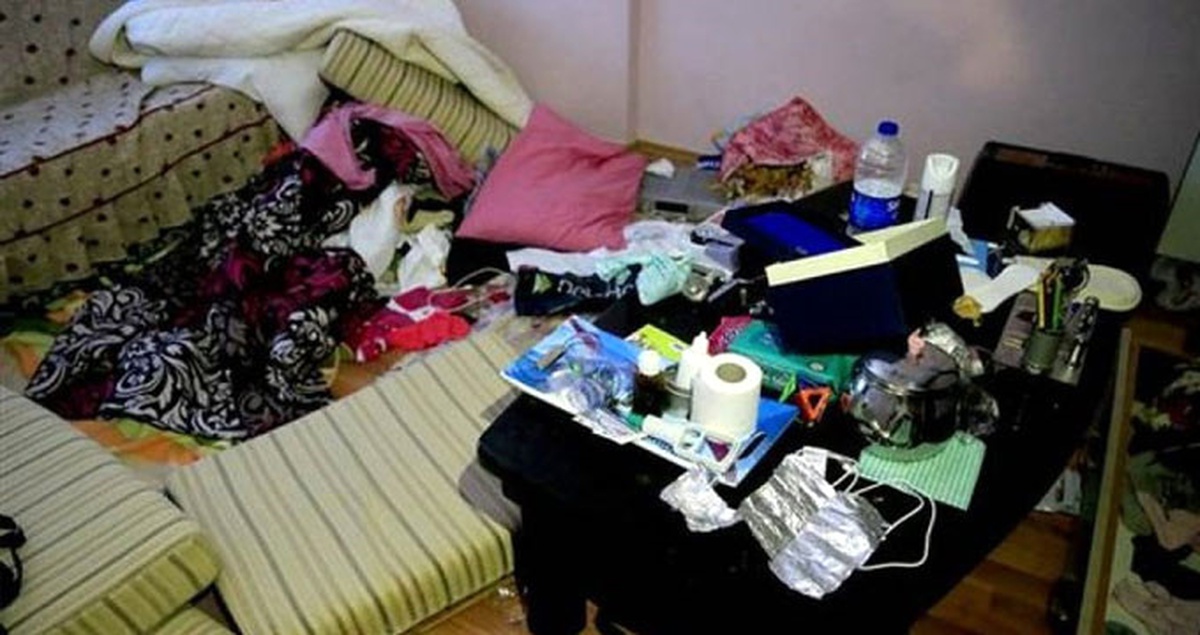 Reina Teröristinin Bağlantılı Olduğu 3 Ailenin Kaldığı İzmir\'deki Evden Görüntüler Ortaya Çıktı