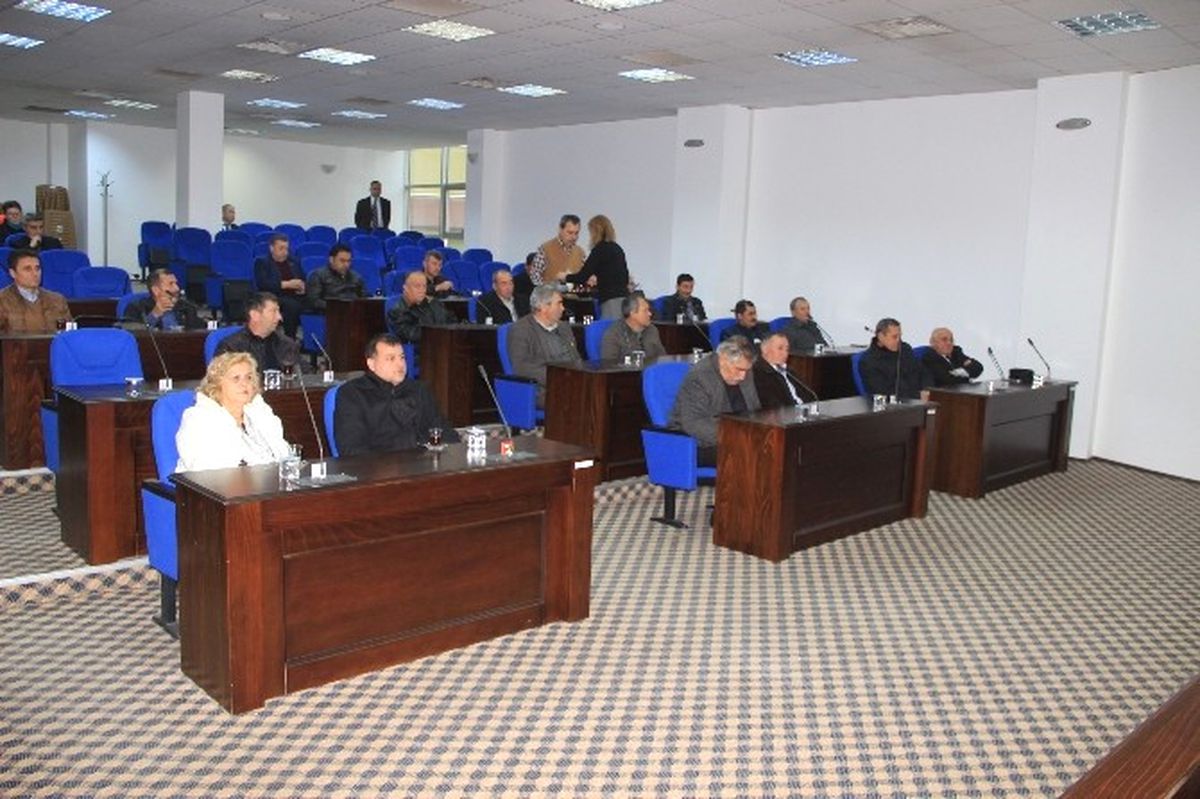 Saka, Muhtarlardan Şüpheli Davranışları Emniyete Bildirmelerini İstedi
