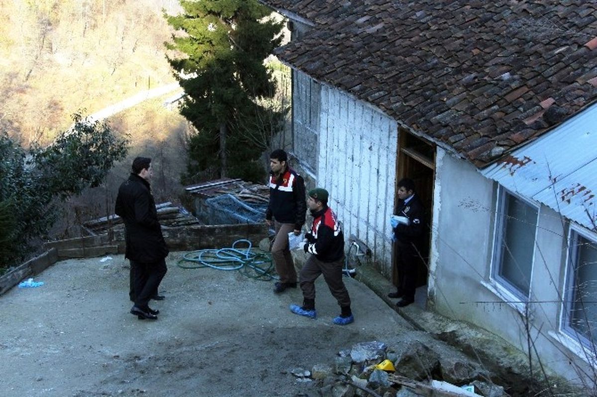 Trabzon\'da Cinnet: 4 Ölü