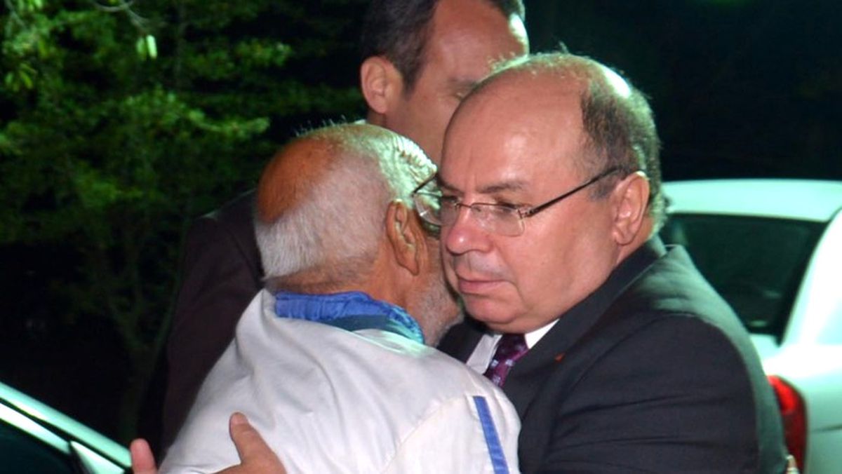 Vali Çiçek, Şehit Ailesini Ziyaret Etti