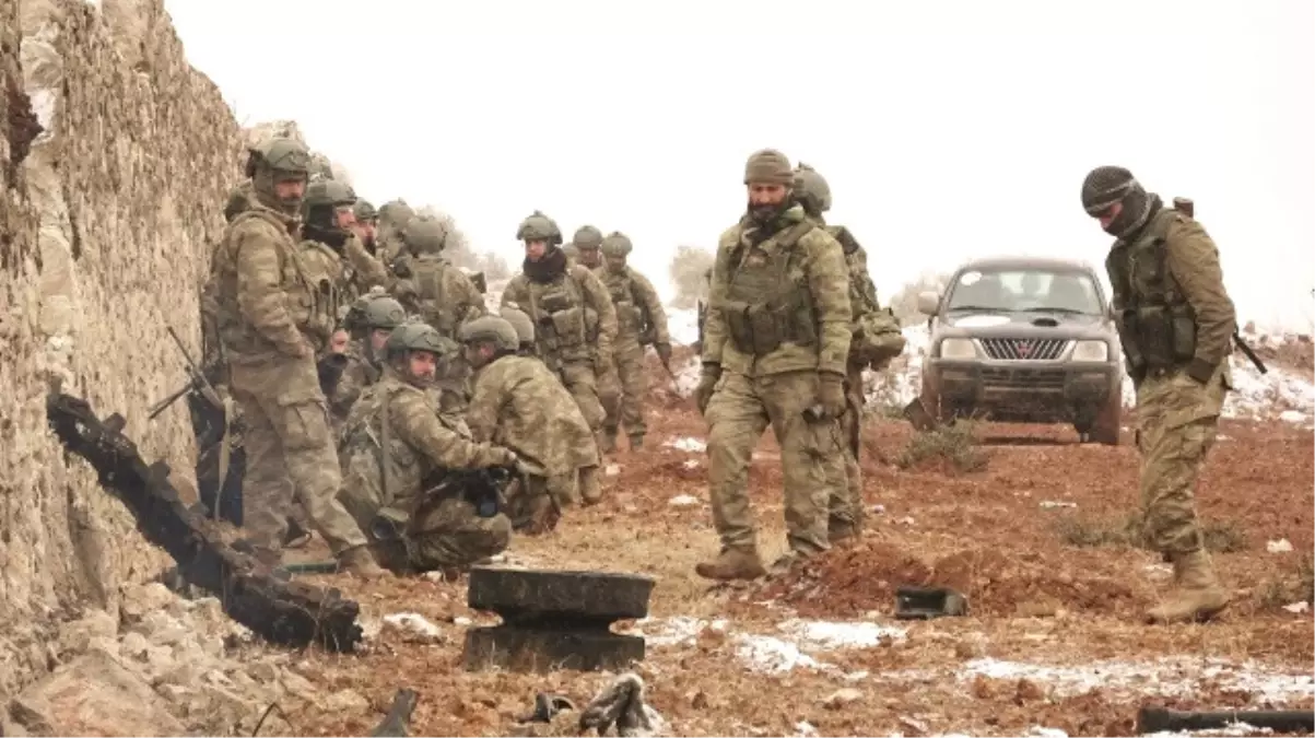 El Bab İçin 8 Bin Asker Emir Bekliyor