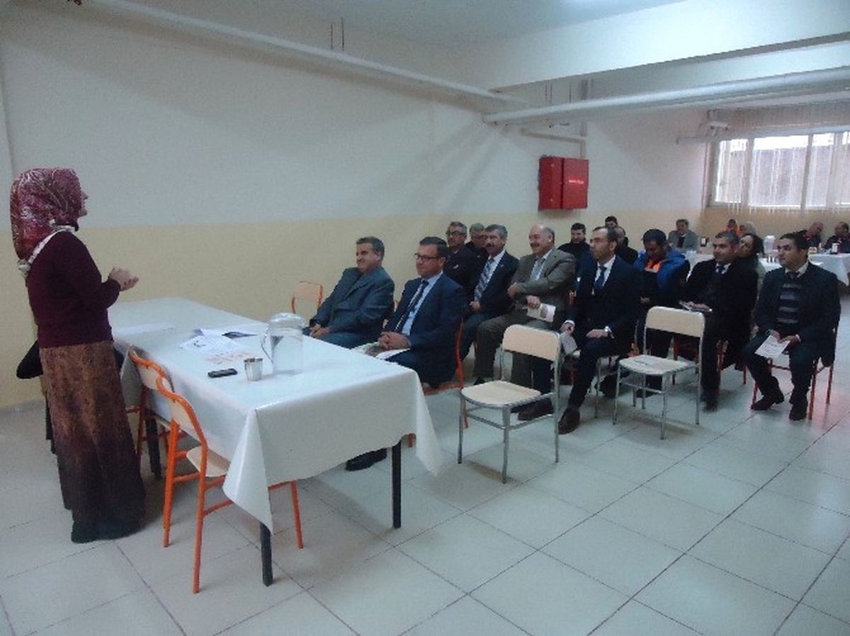 Afad Personeline Aile Eğitim Semineri
