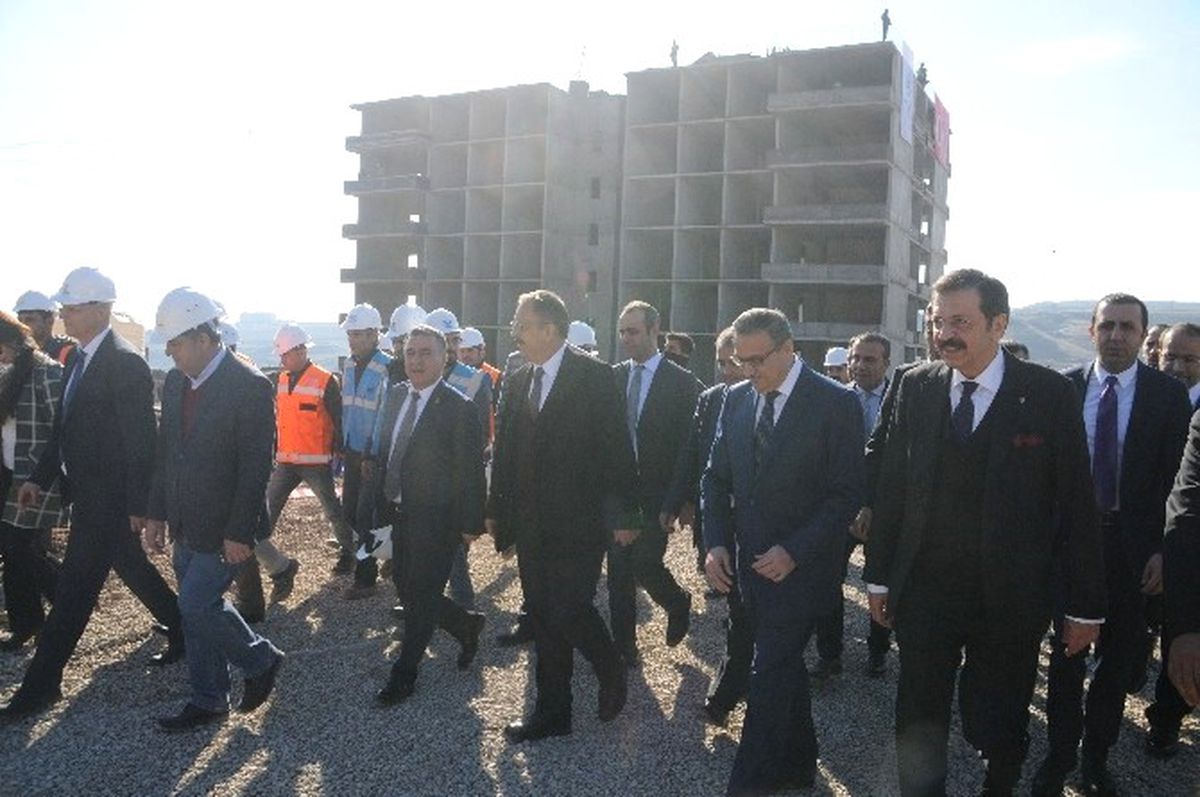 Bakan Özhaseki Cizre\'de