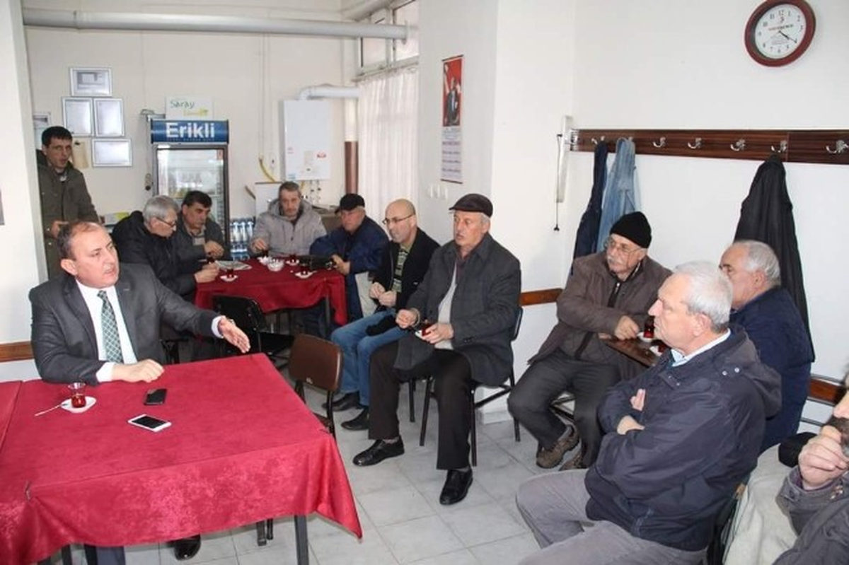 Başkan Işık\'tan Çat Kapı Kahvehane Ziyareti