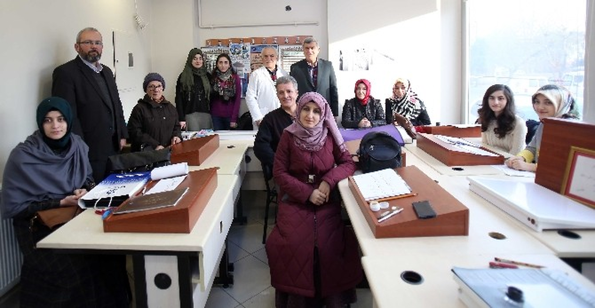 Başkan Karaosmanoğlu, Ko-Mek Kursiyerlerini Ziyaret Etti