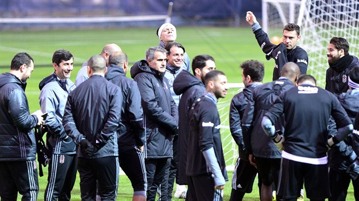 Beşiktaş\'ın Ikinci Sezon Hazırlıkları Devam Ediyor