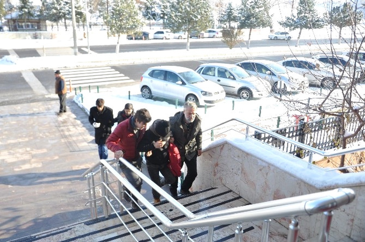 Bozüyük\'te Zehir Tacirlerine Büyük Darbe